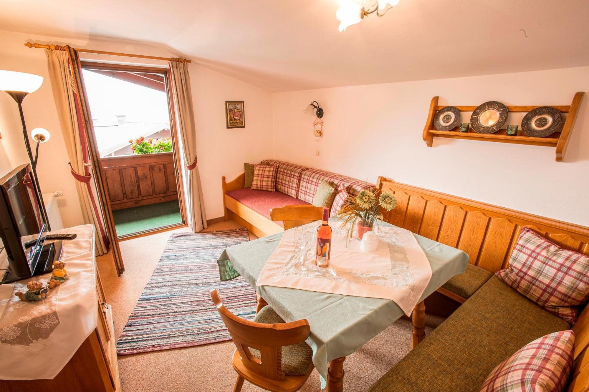Gaestehaus Pretzner Hotel Reit im Winkl Bagian luar foto